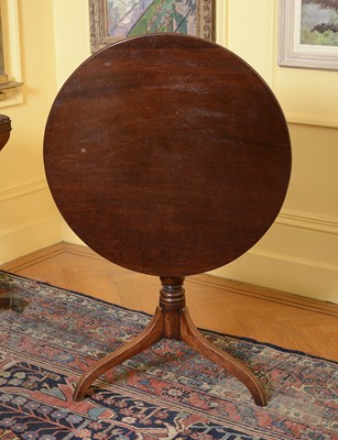 Lot 112 - A George III mahogany tilt-top supper table