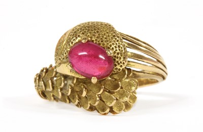 Lot 242 - A gold synthetic ruby ring