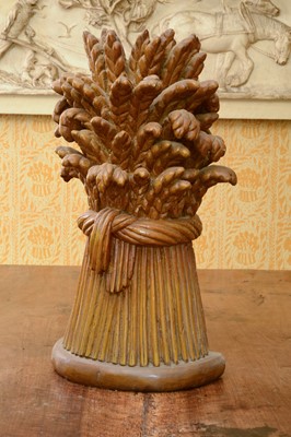 Lot 231 - A large carved wooden wheatsheaf