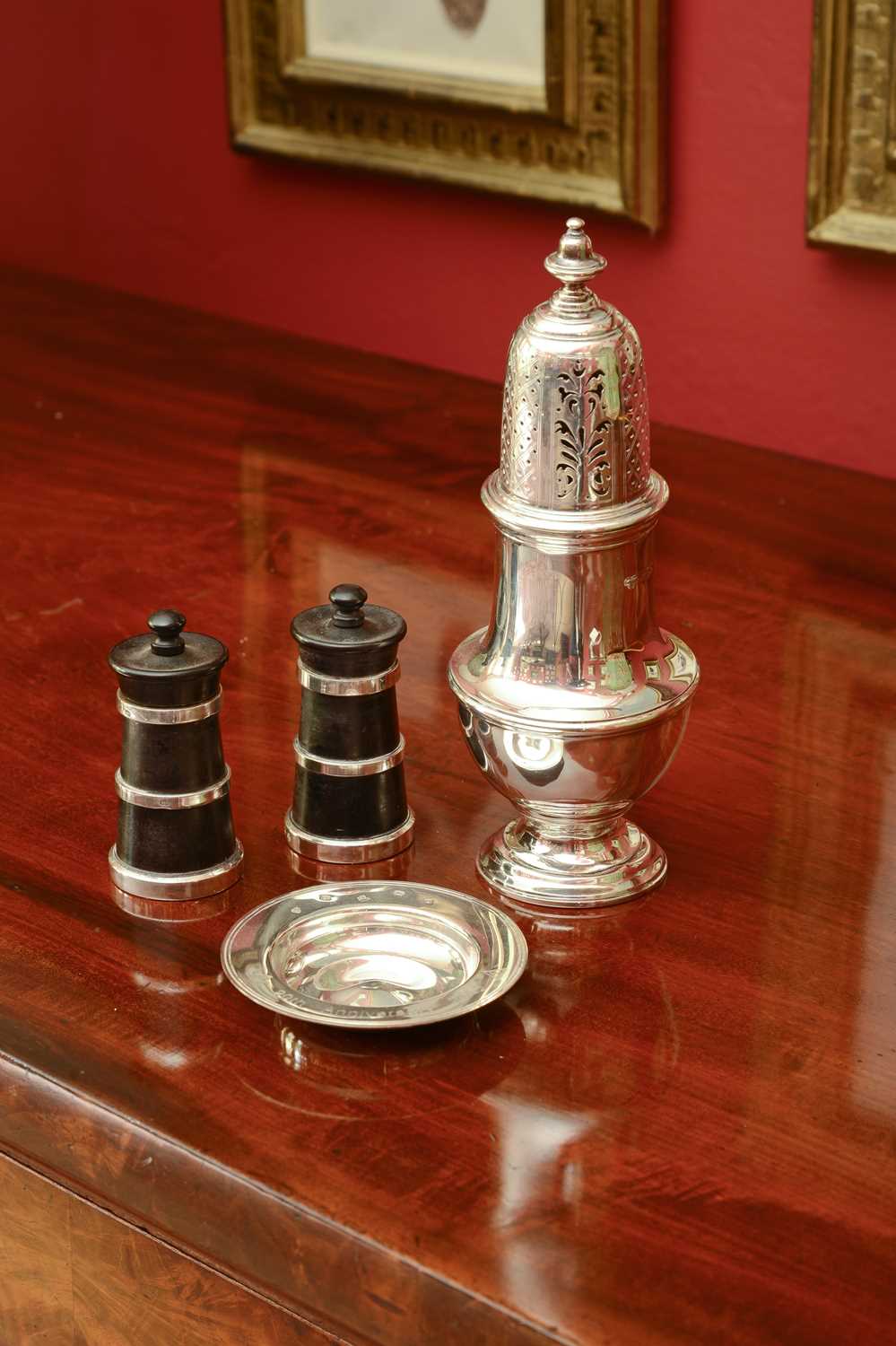 Lot 146 - A George IV silver sugar caster