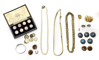 Lot 227 - A quantity of jewellery