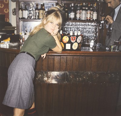 Lot 11 - BRIGITTE BARDOT