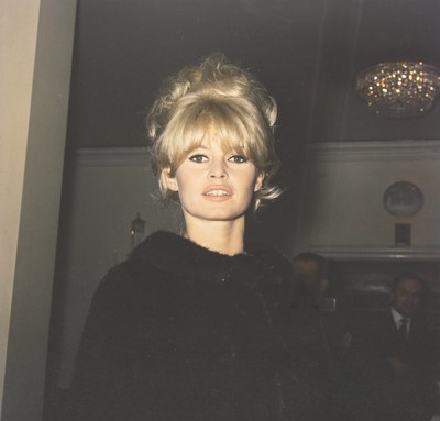 Lot 14 - BRIGITTE BARDOT