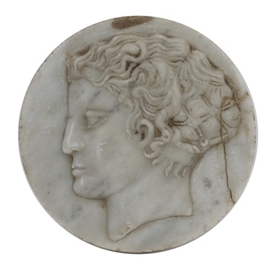 Lot 139 - A grand tour marble relief carved roundel