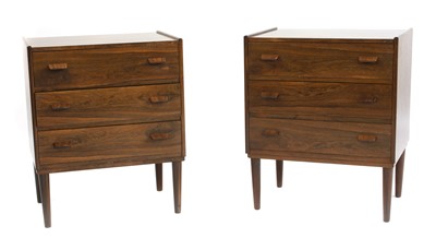 Lot 517 - A pair of rosewood bedside chests