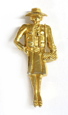 Lot 184 - A Chanel gold-plated 'Madame Coco' brooch