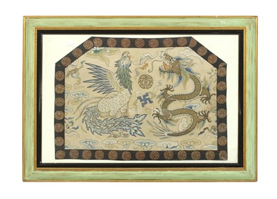 Lot 515 - A Chinese silk embroidered panel