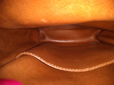Lot 10 - A Louis Vuitton monogrammed canvas 'Amazone' shoulder bag