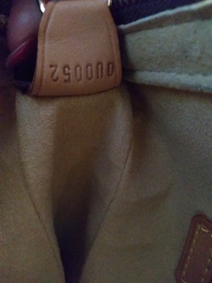Lot 16 - A Louis Vuitton monogrammed canvas 'Looping' shoulder bag