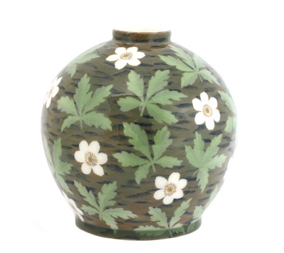 Lot 202 - A Bing & Grøndahl porcelain vase