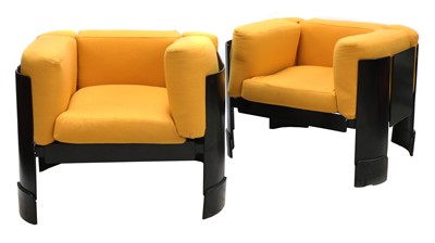 Lot 336 - A pair of Italian armchairs