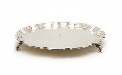 Lot 277 - A silver salver