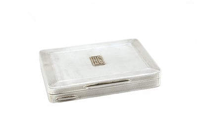 Lot 286 - A sterling silver cigarette case