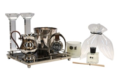 Lot 156 - Interior design items