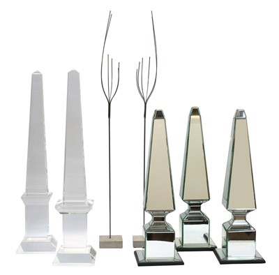 Lot 158 - Interior design items