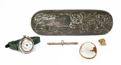 Lot 421 - A quantity of jewellery