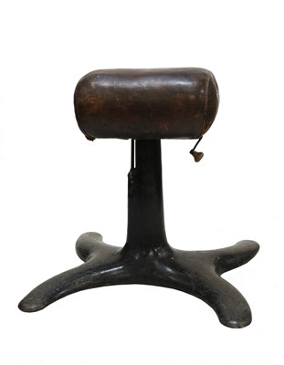 Lot 483 - A pommel horse