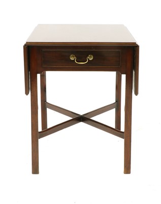Lot 320 - A George III mahogany Pembroke table
