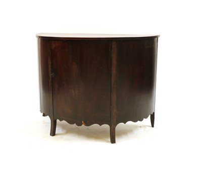 Lot 260 - A 'D' shaped mahogany commode
