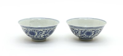 Lot 74 - A pair of Chinese blue and white bowls