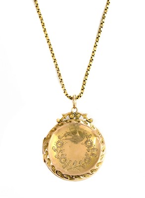 Lot 5 - A 9ct back and front locket