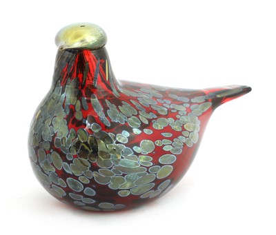 Lot 120 - An Iittala glass 'Rubiinilintu' bird
