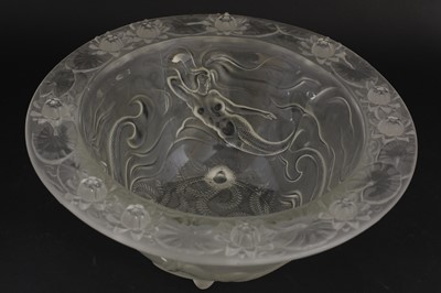 Lot 215 - An Art Deco-style pressed glass bowl