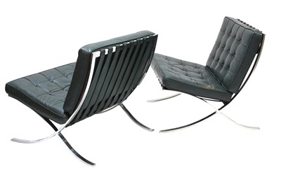 Lot 378 - A pair of 'Barcelona' chairs