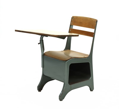 Lot 480 - An American child's school desk