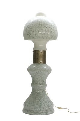 Lot 545 - A cased glass two-part table lamp
