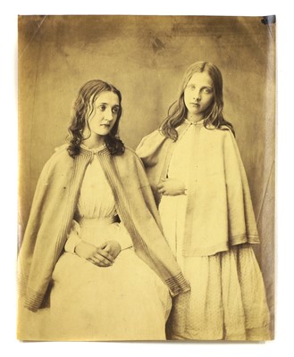 Lot 133 - PRE-RAPHAELITE BEAUTY