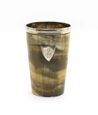 Lot 36 - An antique silver mounted horn cup c.1830