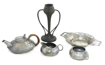 Lot 73 - A collection of Tudric pewter items
