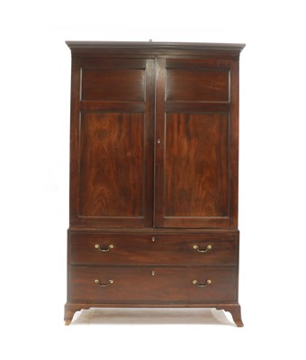 Lot 265 - A Regency mahogany press cupboard