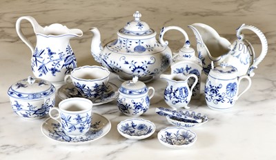 Lot 698 - An extensive Meissen Onion pattern blue and white dinner and tea service