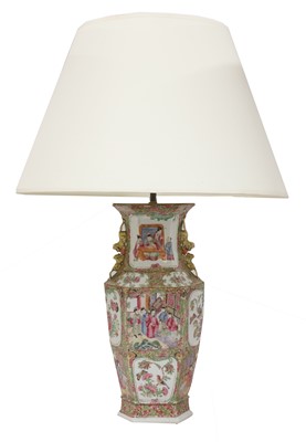 Lot 165 - A Chinese vase table lamp and shade