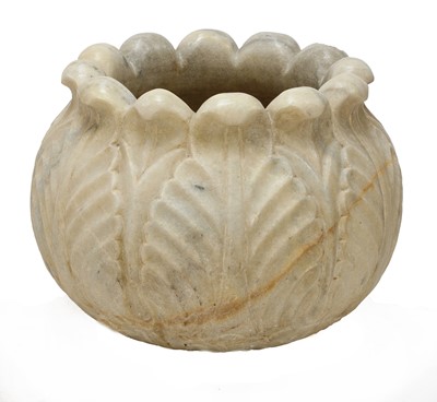 Lot 400 - A marble or alabaster leaf form jardinière