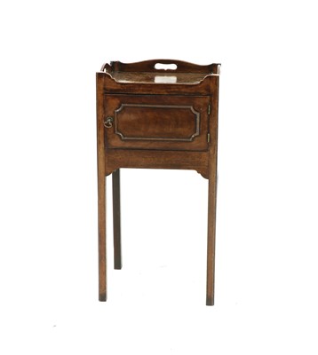 Lot 313 - A mahogany pot cupboard