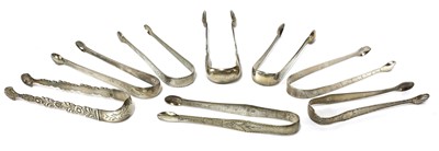 Lot 828 - A pair of William IV Scottish silver King's pattern sugar tongs