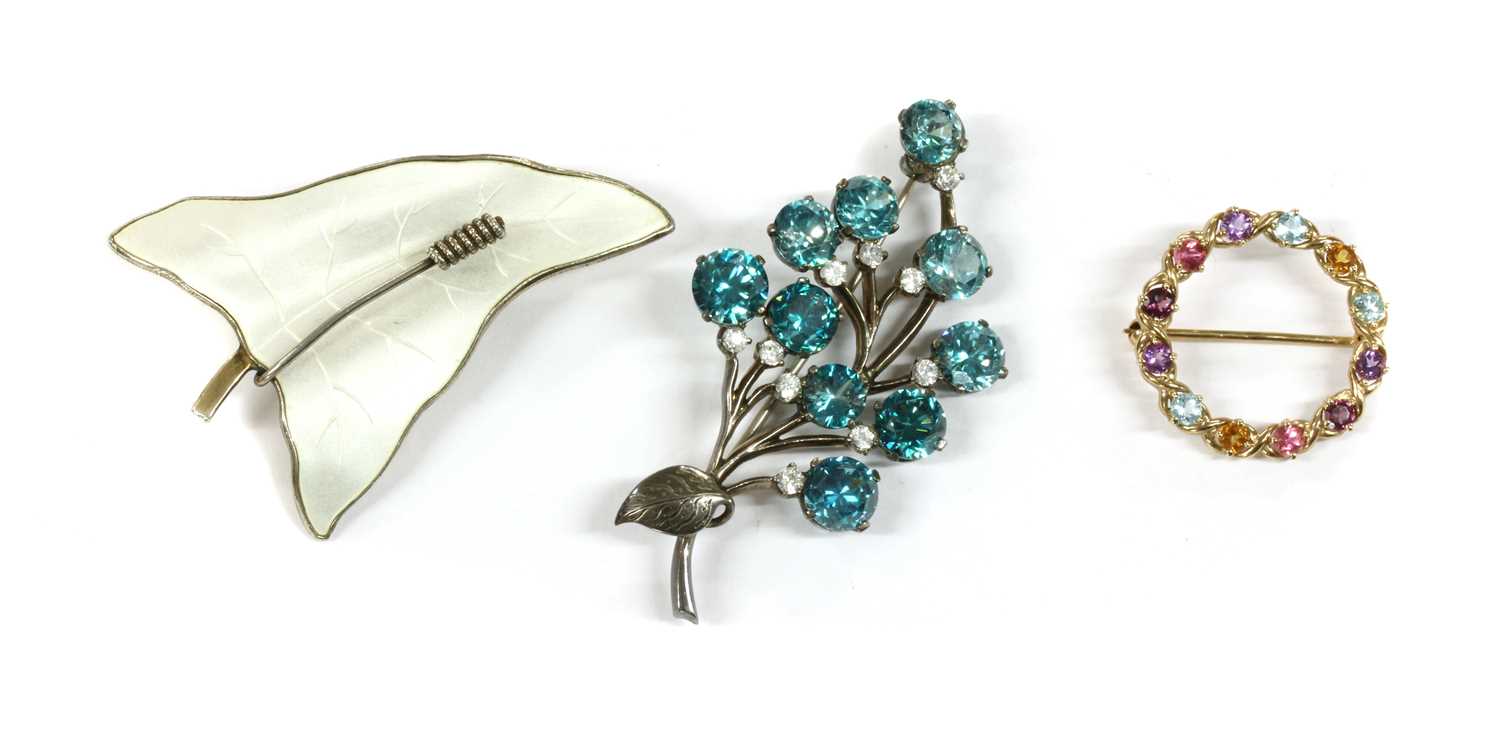 Lot 12 - A Norwegian silver and white enamel ivy leaf brooch, by O. F. Hjortdahl