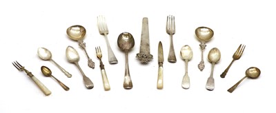Lot 46 - Various silver cutlery