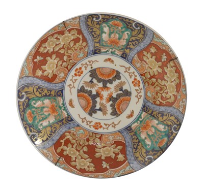 Lot 91 - A Japanese Imari charger