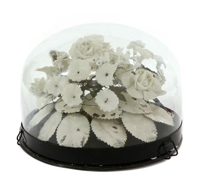 Lot 195 - BISQUE GRAVE WREATH