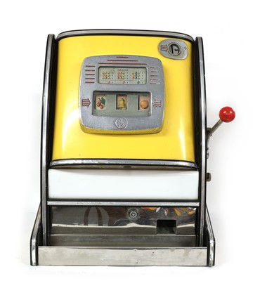 Lot 318 - A fruit machine