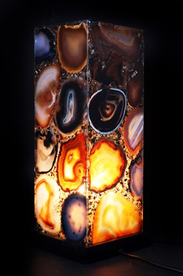 Lot 478 - AGATE SLICE LAMP