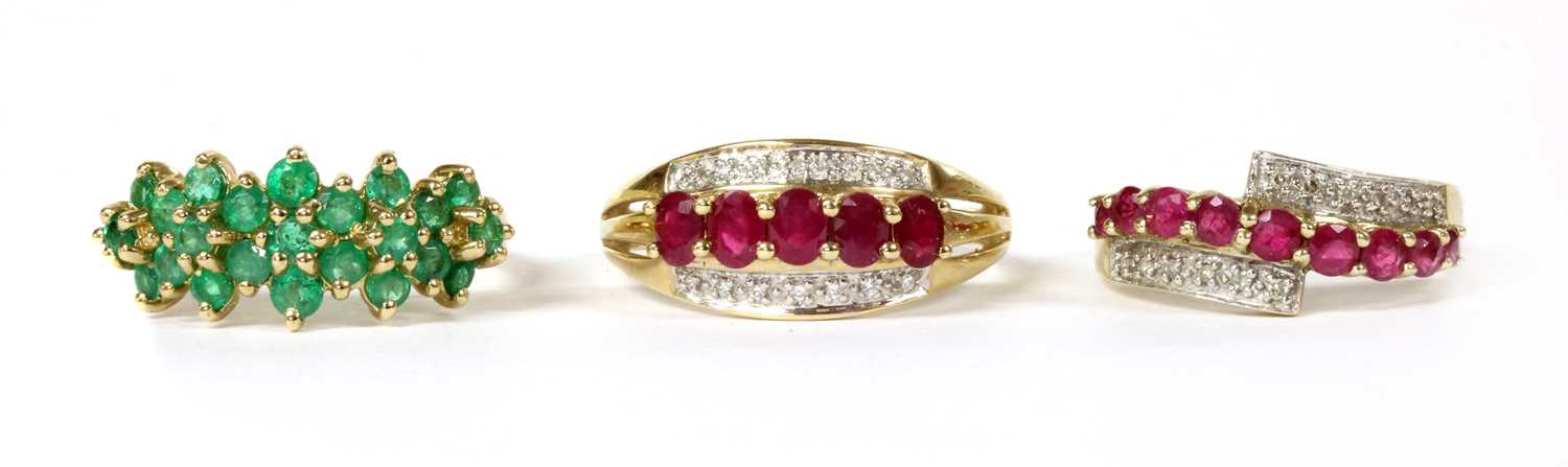 Lot 115 - Three 9ct gold rings