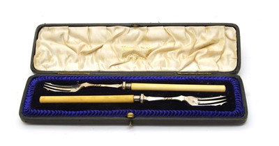 Lot 13 - Six various cased silver cutlery sets