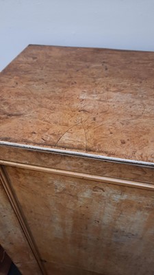 Lot 192 - An Art Deco maple cocktail cabinet