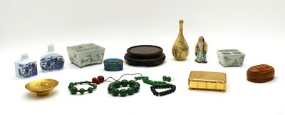 Lot 129 - Two Chinese porcelain boxes