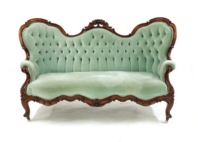 Lot 274 - A Victorian mahogany settee